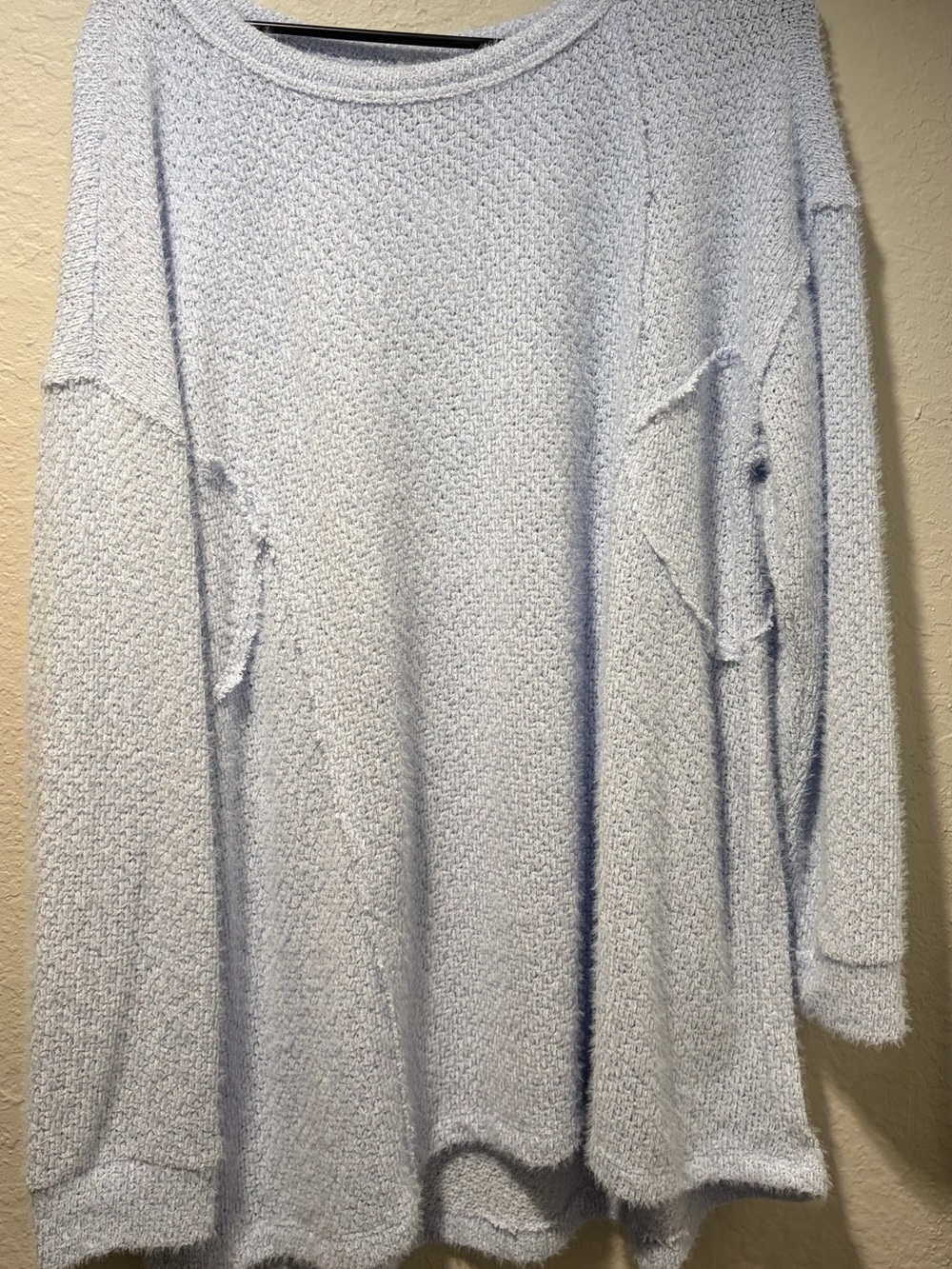 Cozy Light Gray Women's Crewneck Sweater with Pocket Detail